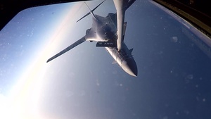 B1-B Lancer aerial refuel timelapse