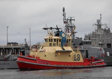 Cyclone-class patrol coastal ships departing Naval Station Mayport