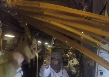 Spartan paratroopers jump into winter snow