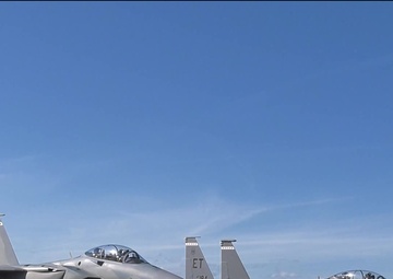 Air Force's first F-15EX arrives at Eglin