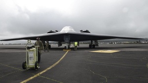 B-2 Spirts stealth bombers arrive at Lajes Field