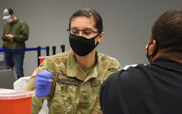Michigan Army National Guard Soldiers assist Detroit Health Department at Vaccination Clinic
