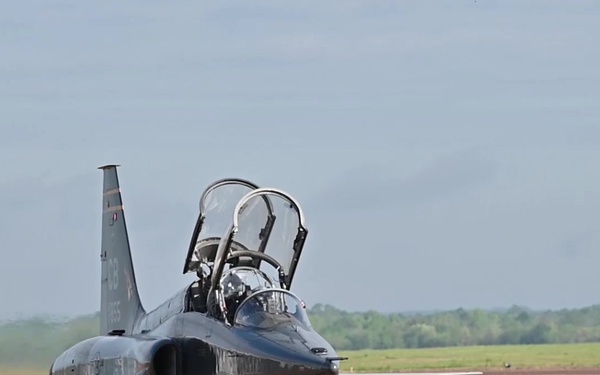 T-38 Talon Taxi