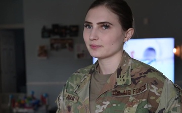 Military mom balances motherhood, Airman responsibilities