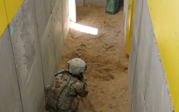 Fort Drum soldiers clear rooms