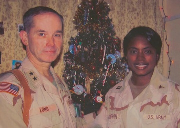 COL Leslie Curtis-Glanton