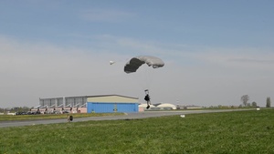 Belgian Paratroopers perform HALO Jumps on Chièvres Air Base B-ROLL