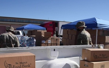 AZNG helps operate mobile food bank on the Navajo Nation