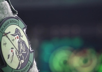 15th MEU Marines conduct familiarization flights with MWDs