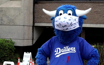 Hornsby The Bull Tours the Tulsa Community Vaccination Center