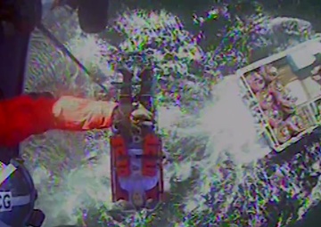 Coast Guard medevacs fisherman 25 miles off Tillamook Bay, OR