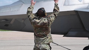 F-22 Raptor Hot Pit Refueling at Scott Air Force Base