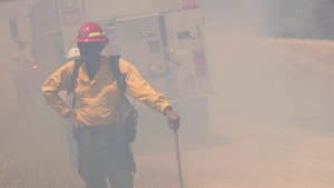 Pendleton firefighters prep for 2021 fire season with prescribed burn