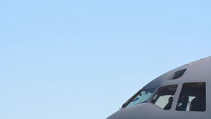 Mobility Guardian 21: 701st AS and 1-182nd FA Regiment load HIMARS onto C-17 Globemaster III