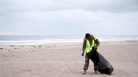 Pendleton Marines, sailors clean 21 Area for Earth Day