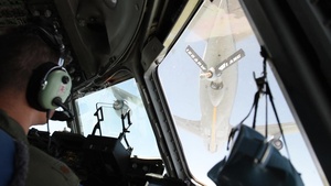 167th Receives Aerial Refueling from 128th