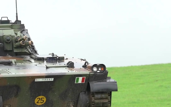 Italian troops trainin Romania for NATO exercise Steadfast Defender 2021