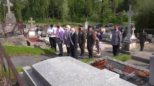 MARFOREUR/AF Commander supports French wreath laying ceremony