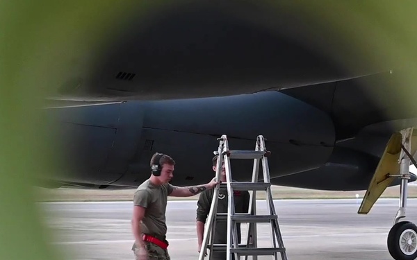 96th AMU Keeping the Buffs Flying