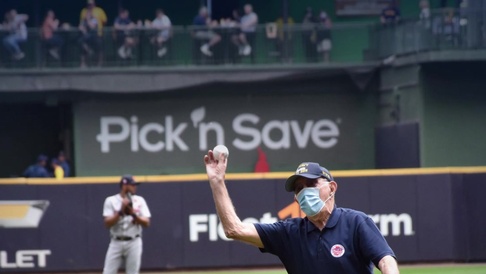 DVIDS - Video - Uecker interviews LTG Karbler after ceremonial first pitch  at Milwaukee Brewer's game 05-31-2021