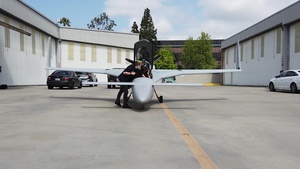 B-1B Lancer pilots test augmented reality in air