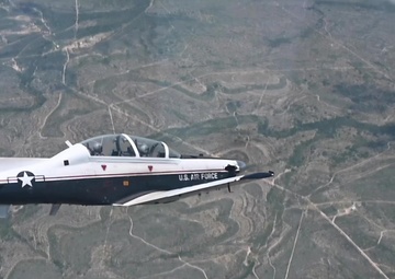 Laughlin T-6 flying B-roll Two-ship June 11