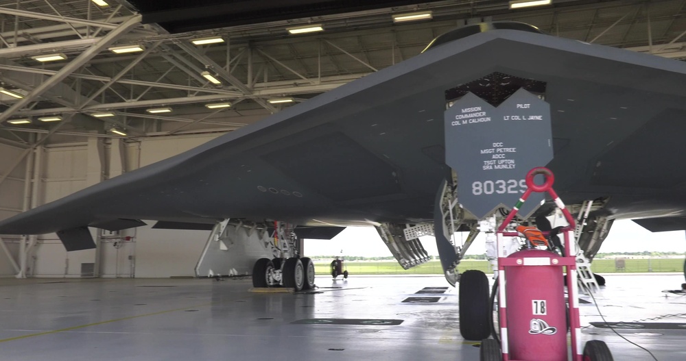 DVIDS Video Spirit of Missouri takes off at Whiteman Air Force Base