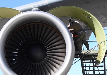 C-5 Galaxy Ground Trainer at JBPHH