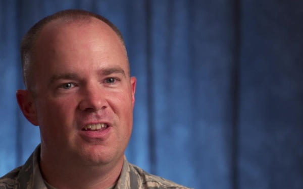 DDR_AD_0018/REFS/DDR_AD_GettingHelp_23Oct17_REF_DVIDS.mp4