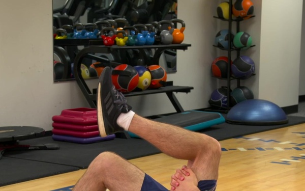 OrthopedicInjury_0032/WEB/Ortho_SC64.4_SupineHamstringStretch_25Sep17REF_DVIDS.mp4