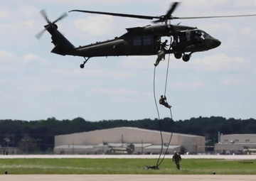 Screaming Eagles host Air Assault Demo