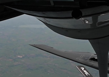 B-2 Spirit Conducts Air Refueling with Maine Air National Guard
