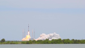 B-Roll: GPS III - SV05, Launch Footage