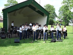 28th Infantry Division Band performs The Army Song