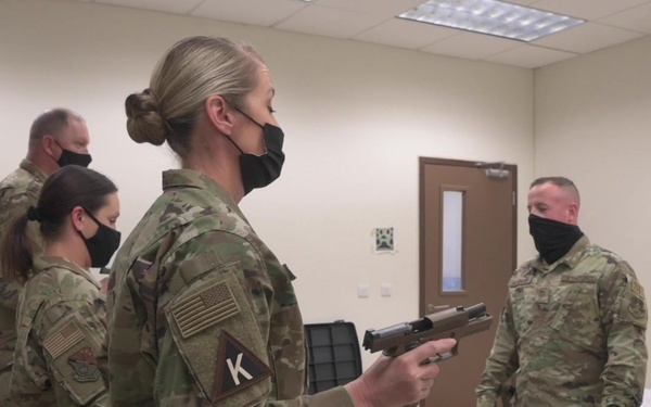 Slam10 Check-ins: The one with the pistols