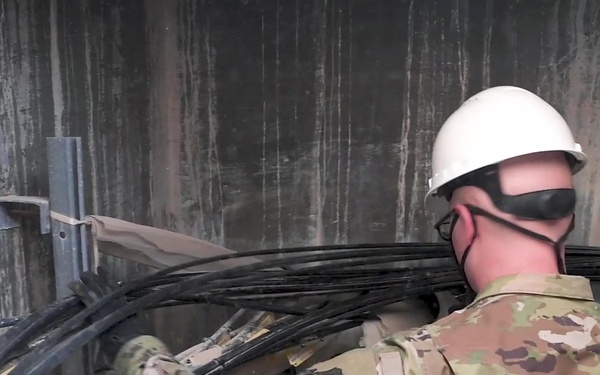 Slam10 Check-ins: The one with the cables