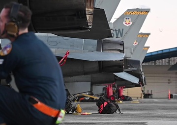 F-16 Night Ops at Relampago VI