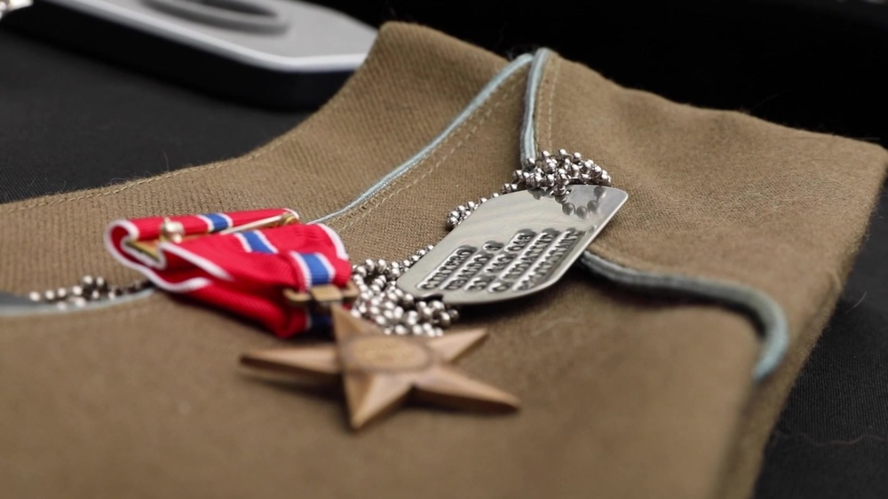 DVIDS - Video - Heroism Knows No Age: WWII Veteran Presented Bronze ...