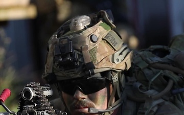 Talisman Sabre 21 Australian Army Soldiers Clear An Airfield (B-Roll)