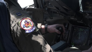 Ohio ANG KC-135 refuels AFRC C-17