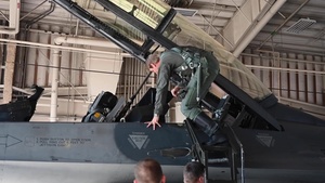 NHL player trains like an F-16 pilot