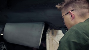 USMC maintenance keep Harriers up and running