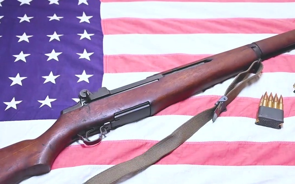 Modern day U.S. Army Soldier with a World War 2 rifle