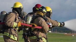 ARFF Fights the Fire (Broll)