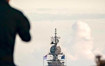 USS John S. McCain Depart 7th Fleet After 24 Years