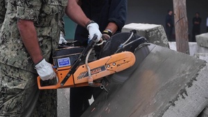 Sailors train with San Francisco Fire Department