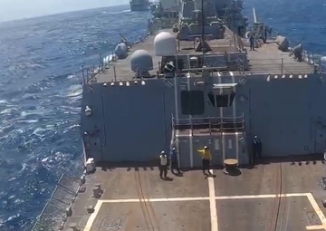 USS Carl Vinson (CVN 70), USS Stockdale (DDG 106) Conducts Vertical Replenishment-at-Sea with HMAS Sirius (O 266)