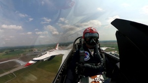 Thunderbirds Thunder Over Michigan Airshow: Ypsilanti 2021