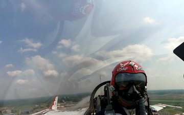 Thunderbirds Thunder Over Michigan Airshow: Ypsilanti 2021