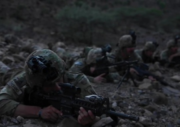 BROLL - U.S. service members train in hottest country in the world for French Desert Commando Course